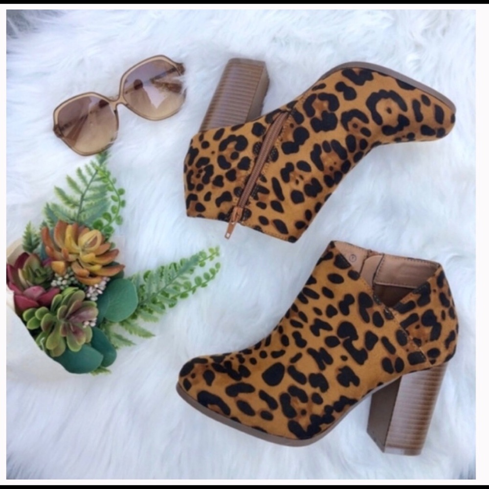 πBOUTIQUEππ PRICE CUT 33% Leopard Bootie - Picture 6 of 6